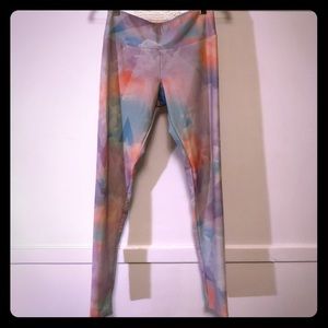 Onzie Long Legging Cotton Candy Clouds Size S/M